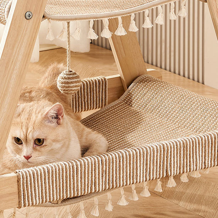 Tour pour chat moderne minimaliste en corde de chanvre triangulaire, planche multicouche, 3 niveaux pour salon 