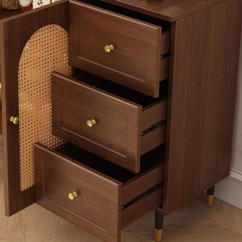 Armoire de rangement de grande capacité à 3 tiroirs pour salon, en panneau de particules de bois, verre et faux rotin tressé, style rustique traditionnel rectangulaire 