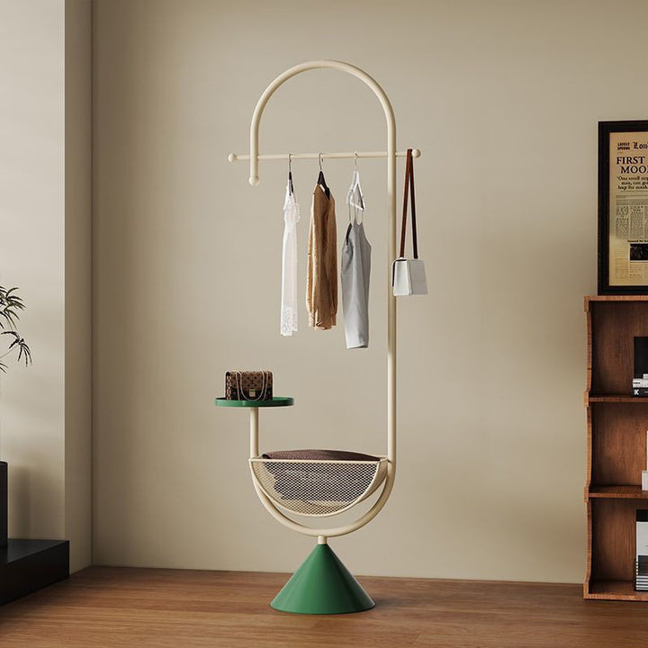Moderner minimalistischer G-förmiger Bodenständer aus Eisen-Kohlenstoffstahl mit 1 Korb für das Schlafzimmer 