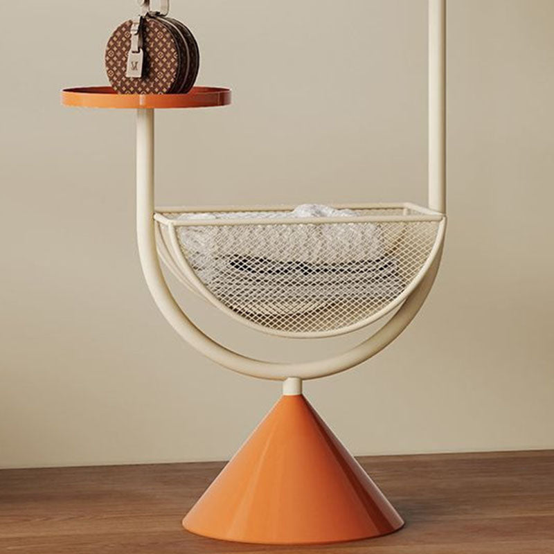 Moderner minimalistischer G-förmiger Bodenständer aus Eisen-Kohlenstoffstahl mit 1 Korb für das Schlafzimmer 