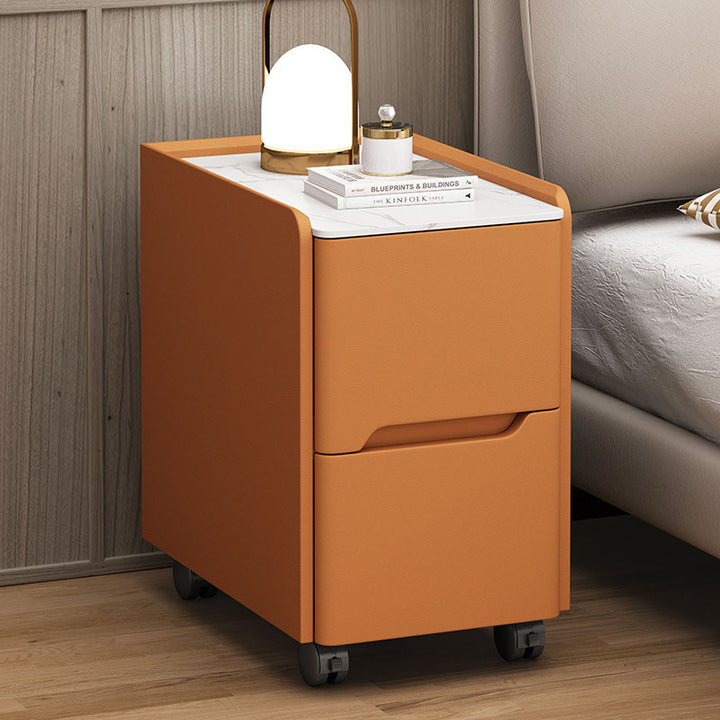 Table de chevet mobile à 2 tiroirs pour chambre, style scandinave contemporain, rectangulaire étroit, plateau en roche, bois de pin massif, panneau multicouche, griffoir pour chat en cuir et quincaillerie 