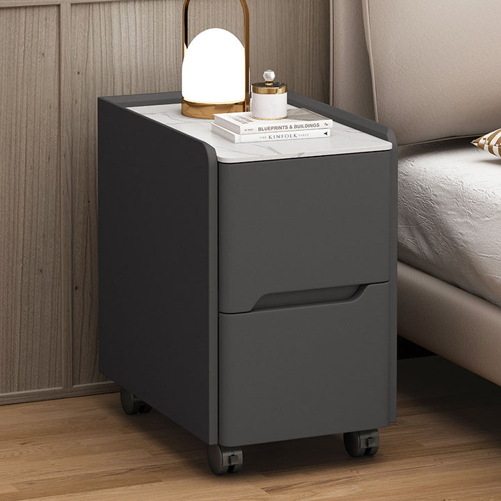 Table de chevet mobile à 2 tiroirs pour chambre, style scandinave contemporain, rectangulaire étroit, plateau en roche, bois de pin massif, panneau multicouche, griffoir pour chat en cuir et quincaillerie 
