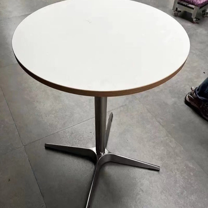Moderner minimalistischer runder Esstisch aus Sperrholz, Edelstahl und Aluminium mit 1 Ablage für Esszimmer &amp; Küche 