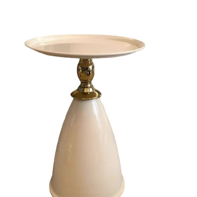 Table d'extrémité en métal en acier inoxydable en forme de cône rond scandinave contemporain à 1 niveau pour salon 