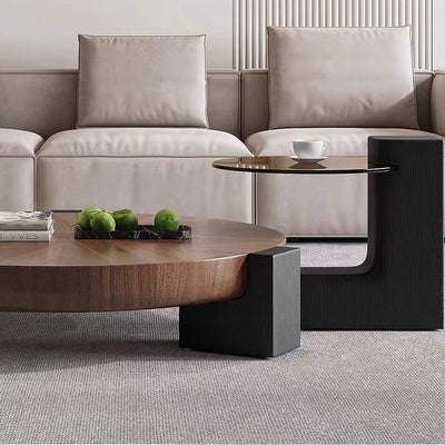 Zeitgenössischer skandinavischer runder quadratischer Beistelltisch aus Massivholz mit 1 Ebene für das Wohnzimmer 