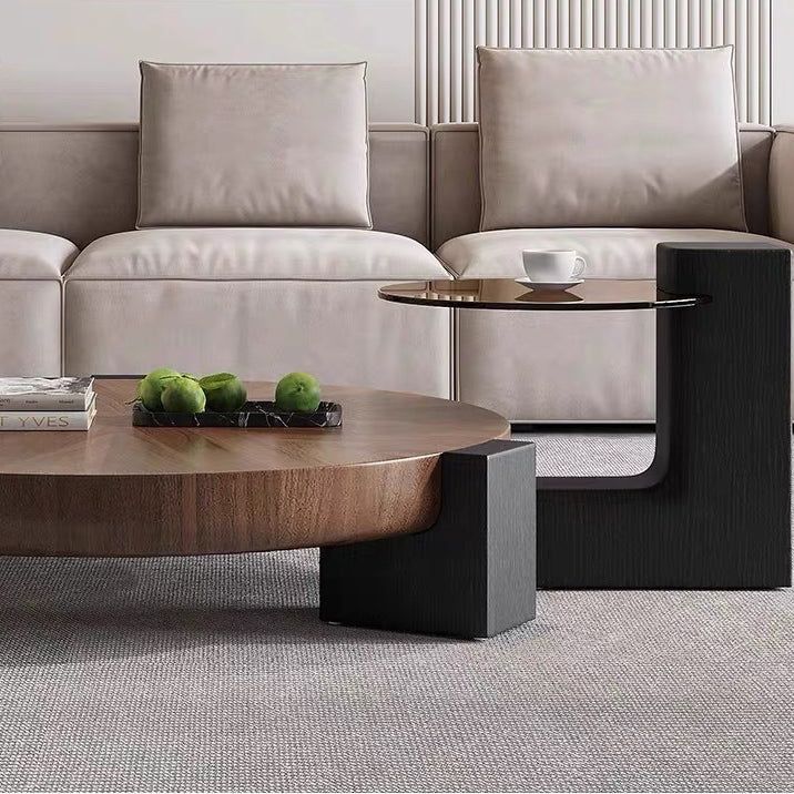 Zeitgenössischer skandinavischer runder quadratischer Beistelltisch aus Massivholz mit 1 Ebene für das Wohnzimmer 