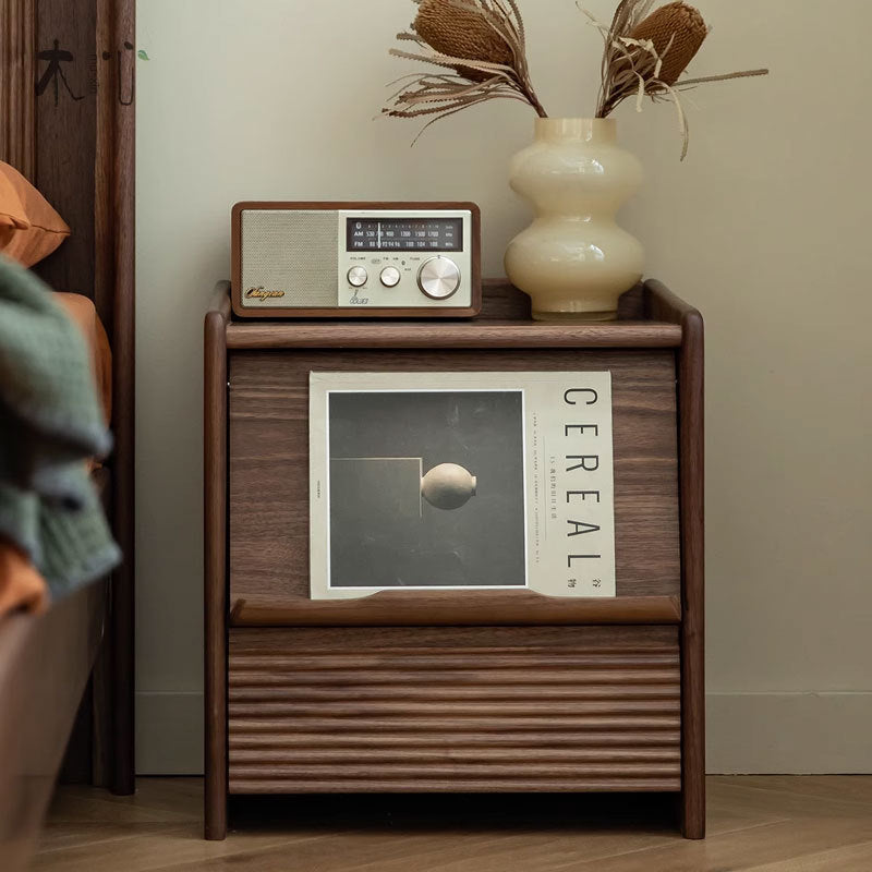 Table de nuit moderne minimaliste à rayures carrées en bois massif avec 1 tiroir pour chambre 