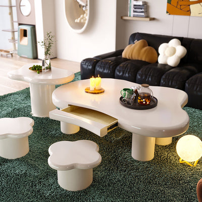 Table d'extrémité en acier inoxydable à un niveau pour salon avec nuages minimalistes modernes, fluide irrégulier, panneau manufacturé 