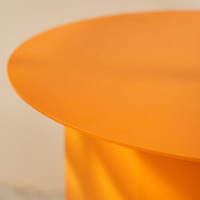Table d'appoint ronde contemporaine scandinave en fer à une étagère pour salon 