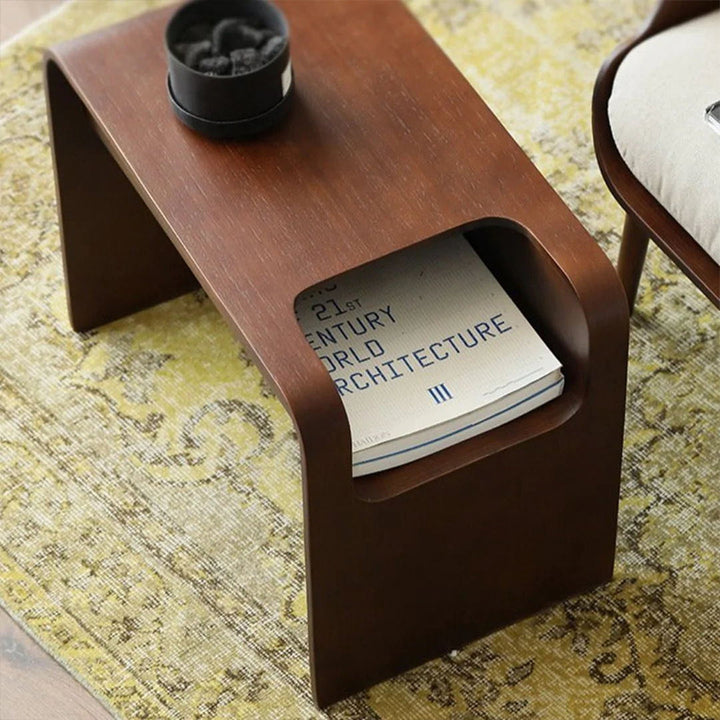 Zeitgenössischer skandinavischer rechteckiger Holz-Beistelltisch mit 1 Ebene für das Wohnzimmer 