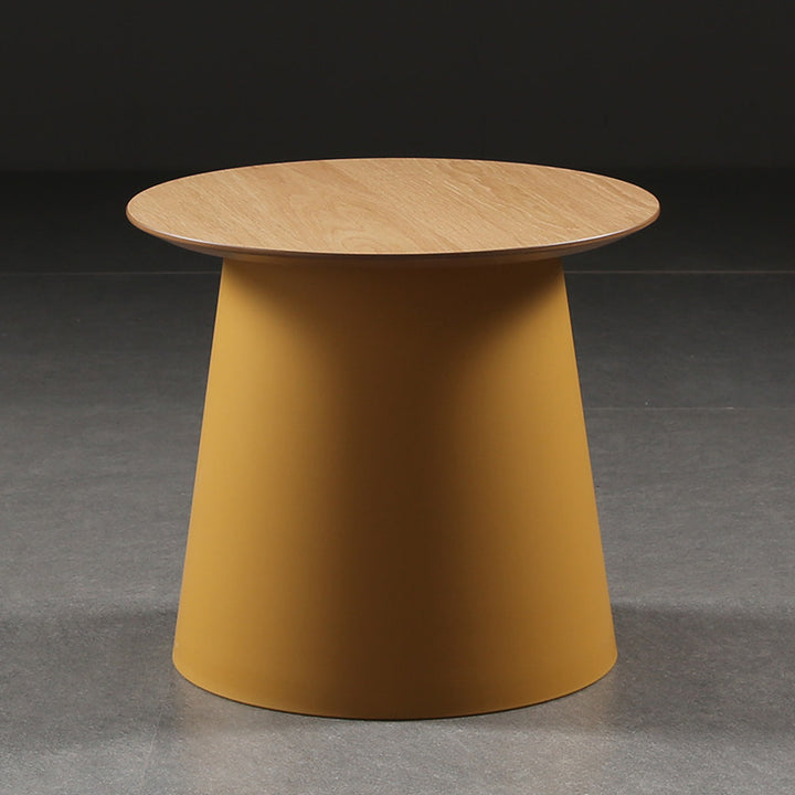 Moderner minimalistischer runder PP-Beistelltisch 1-stufig für das Wohnzimmer 