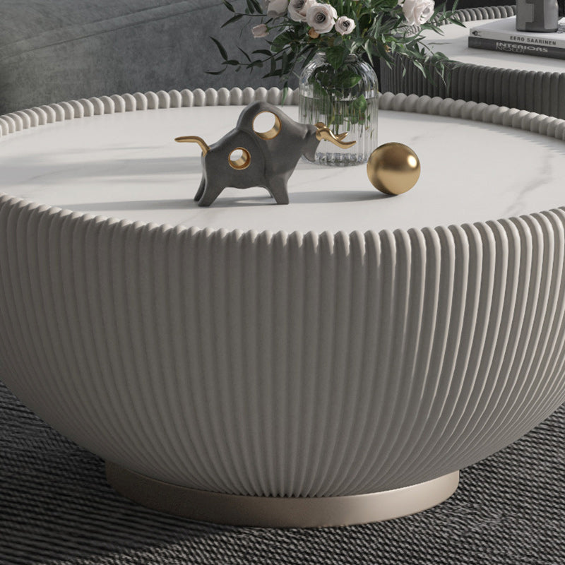 Table basse en cuir microfibre métal avec plateau rond nordique contemporain pour salon 