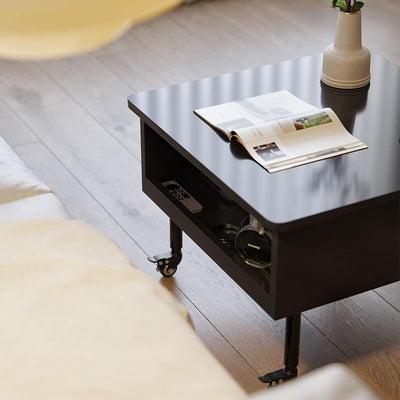 Zeitgenössischer nordischer quadratischer Holztisch aus Legierung mit anhebbarem Endtisch, 1 Ablage für das Wohnzimmer 