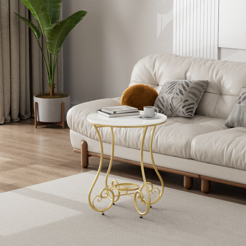 Zeitgenössischer nordischer runder Platten-Eisen-Stahl-Beistelltisch mit 1 Regal für das Wohnzimmer 