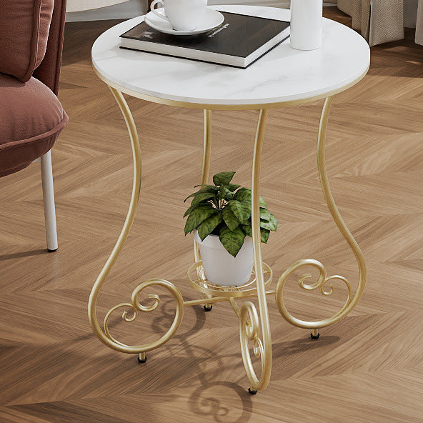Zeitgenössischer nordischer runder Platten-Eisen-Stahl-Beistelltisch mit 1 Regal für das Wohnzimmer 