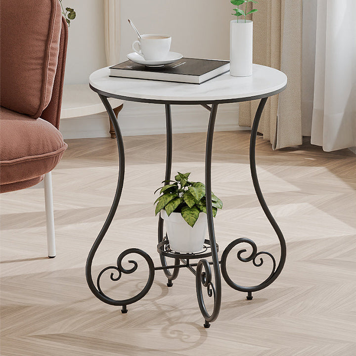 Zeitgenössischer nordischer runder Platten-Eisen-Stahl-Beistelltisch mit 1 Regal für das Wohnzimmer 