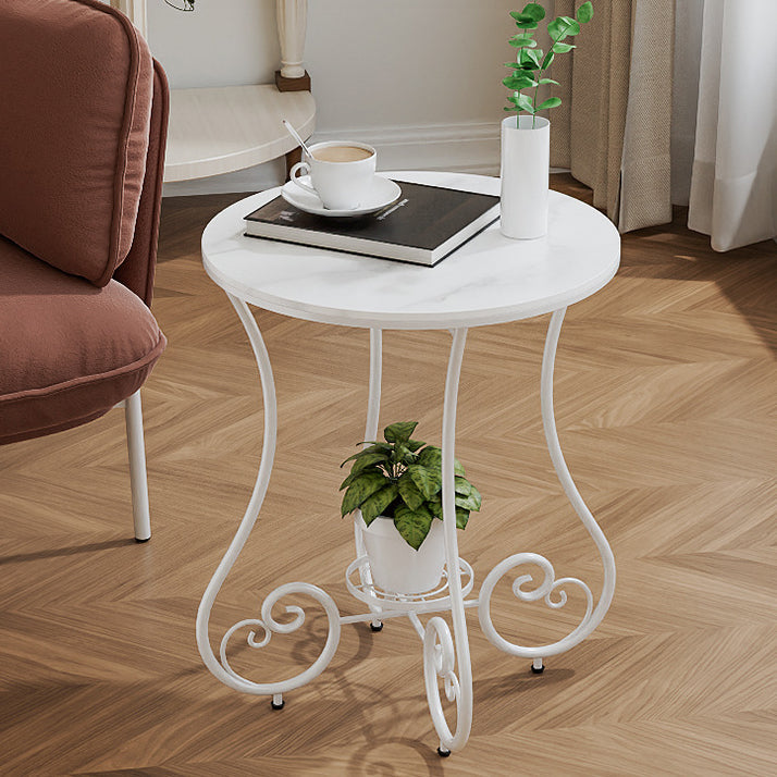 Zeitgenössischer nordischer runder Platten-Eisen-Stahl-Beistelltisch mit 1 Regal für das Wohnzimmer 