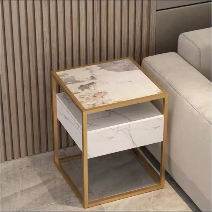 Moderner minimalistischer quadratischer Tisch aus verstärktem Glas mit Eisenrahmen, 2-stufig, für das Wohnzimmer 