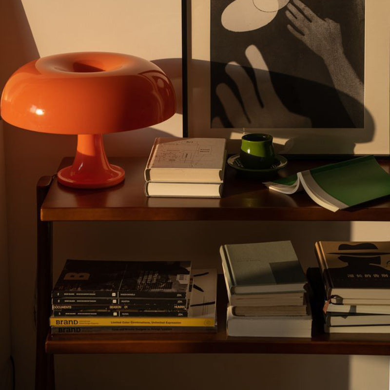 Zeitgenössischer Retro-Rechteckiger Y-förmiger Rahmen aus Massivholz Eisen Beistelltisch 2-stufig für Wohnzimmer 