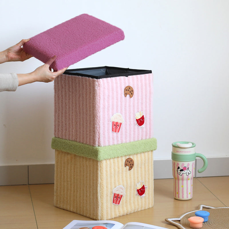 現代的なクリエイティブMDF＆コットンスクエアキッズロースツール、折りたたみデザイン＆エントランスとリビングルーム用の1つの収納スペース付き 