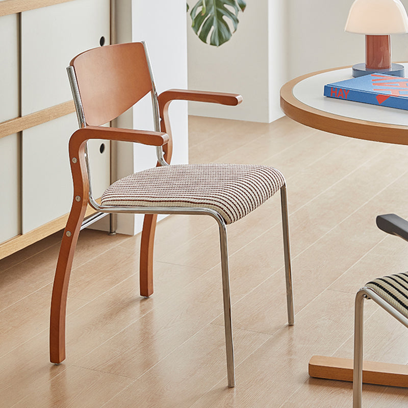 Silla de comedor contemporánea retro rectangular de contrachapado, hierro y tela con respaldo y reposabrazos para comedor 