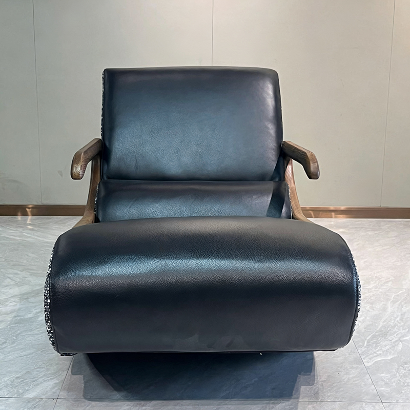 Timeless Retro Lounge Chair - Sturdy Genuine Leather Backrest Armrest For Bedroom