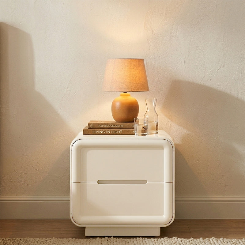 طاولة سرير جانبية عصرية بتصميم إسكندنافي كريمي - طاولة بجانب السرير عالية اللمعان بزاويتين مستديرتين ودرجين لغرفة النوم 