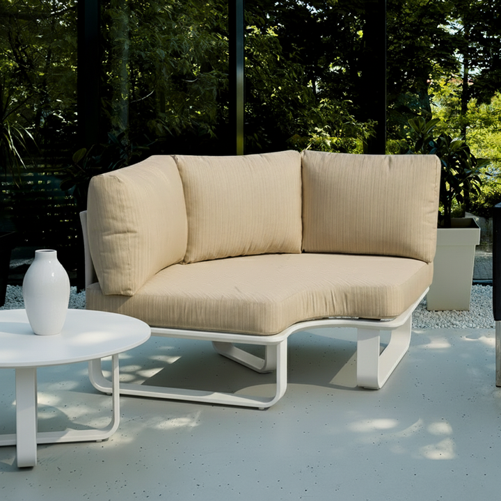 Minimalistisches Outdoor-Teak- und Aluminium-Sofa - 1/2 Sitzer für Terrasse und Garten 