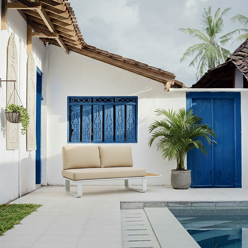 Minimalist Outdoor Teak & Aluminum Sofa - 1/2 Seater For Outdoor Patio & Garden