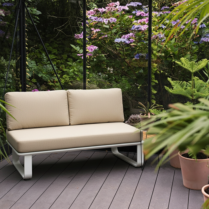 Minimalistisches Outdoor-Teak- und Aluminium-Sofa - 1/2 Sitzer für Terrasse und Garten 