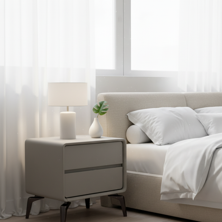 Table de chevet au design moderne minimaliste - angles arrondis raffinés et charme luxueux du similicuir PVC, table de nuit à 2 tiroirs pour chambre 