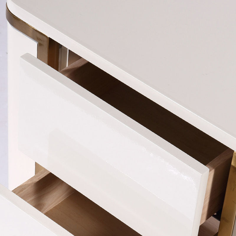 Stylish Minimalist Bedside Table - E1 Eco-Friendly Material Nightstand 3-Drawer For Bedroom & Living Room