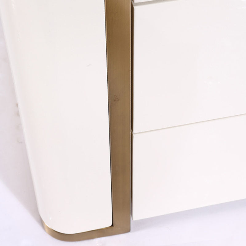 Stylish Minimalist Bedside Table - E1 Eco-Friendly Material Nightstand 3-Drawer For Bedroom & Living Room