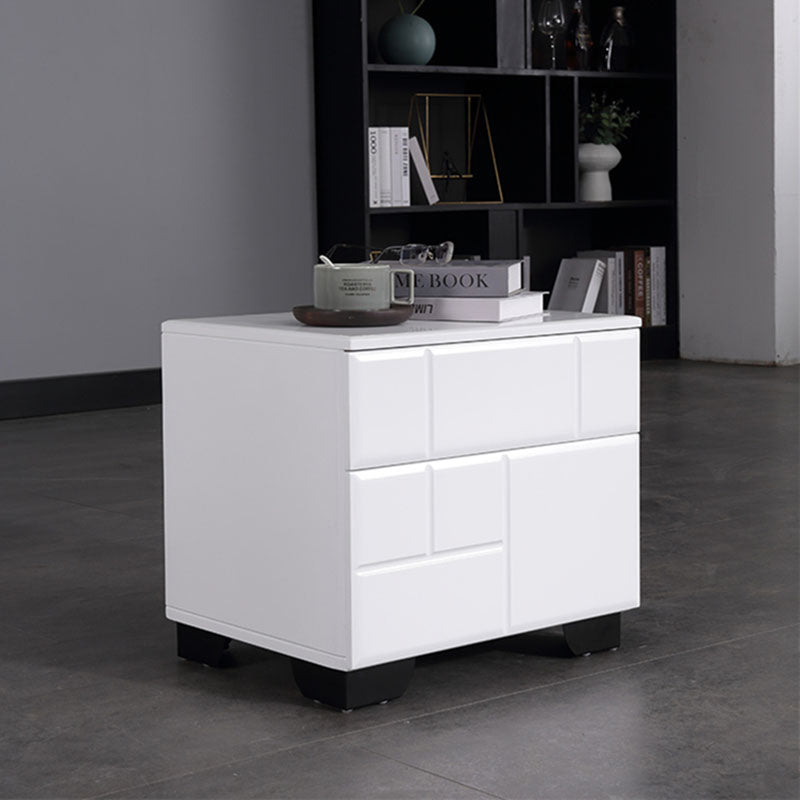 Table de chevet blanche moderne minimaliste à finition brillante - table de nuit à 2 tiroirs avec texture géométrique pour chambre à coucher 