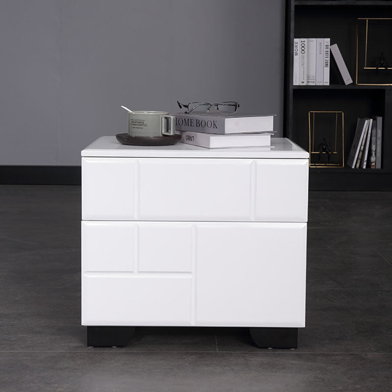 Table de chevet blanche moderne minimaliste à finition brillante - table de nuit à 2 tiroirs avec texture géométrique pour chambre à coucher 