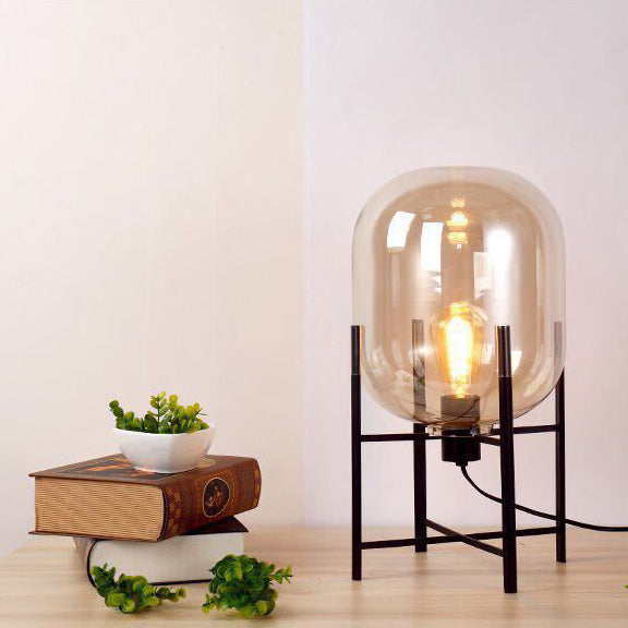 Abgerundete Vollglas-Kurven-Stehlampe mit Metallfuß - Kreative stilvolle Akzentbeleuchtung für das Wohnzimmer 