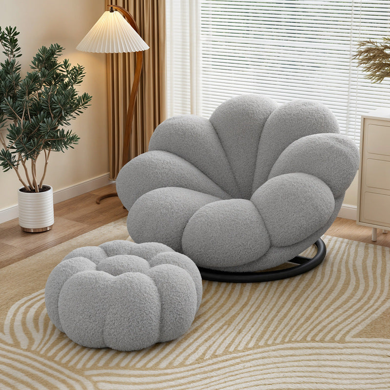 Moderner skandinavischer Dreh-Loungesessel in Blütenblattform aus Teddy-Fleece und Stahl mit Rückenlehne &amp; Fußstütze für Wohnzimmer &amp; Schlafzimmer 