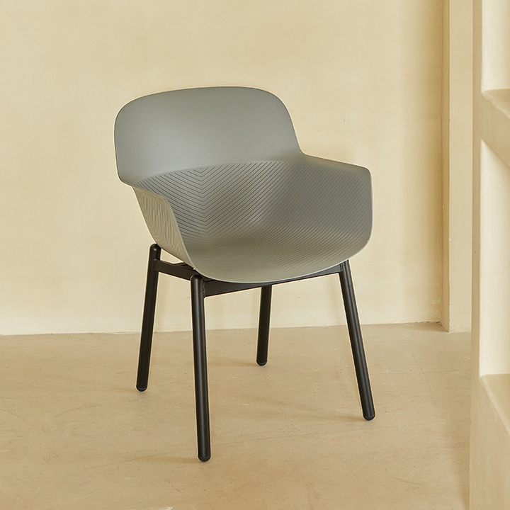 Contemporary Scandinavian Dining Chair - V-Shaped Textured PP Shell &amp; Black Steel Legs Backrest Armrest Chair For Dining Room
