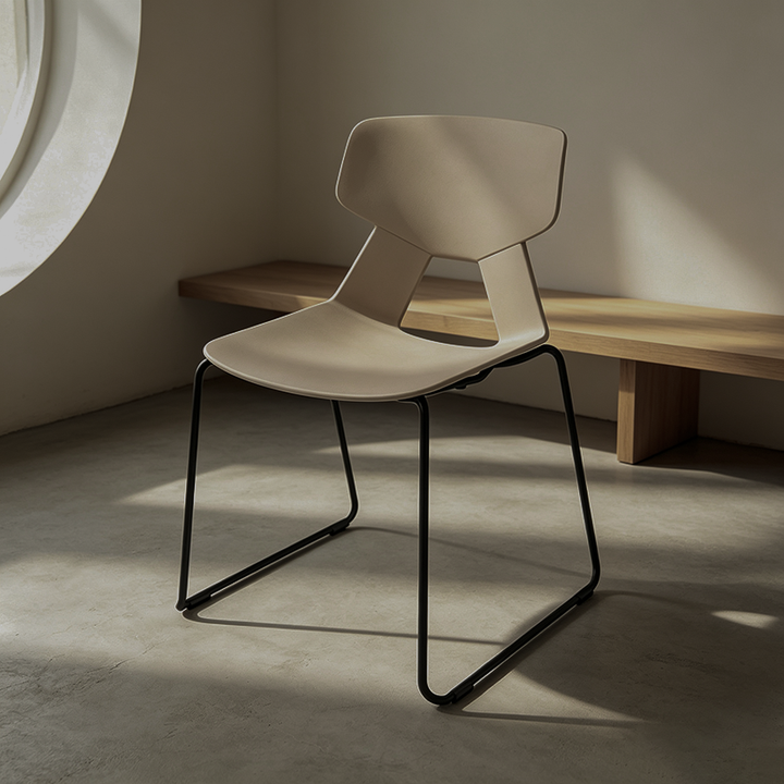 Modern Minimalist Dining Chair - Open Geometric PP Backrest &amp; Black Steel Base Armless Accent Chair For Dining Room