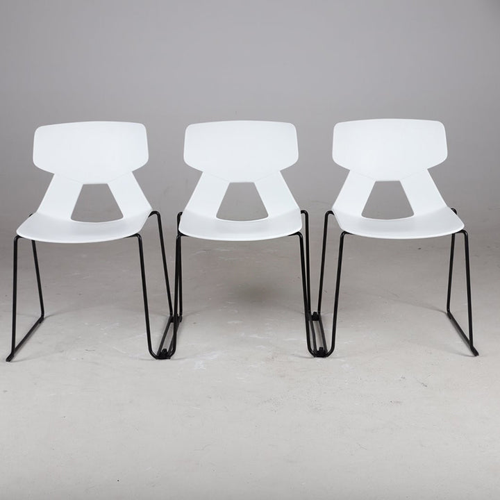 Modern Minimalist Dining Chair - Open Geometric PP Backrest &amp; Black Steel Base Armless Accent Chair For Dining Room