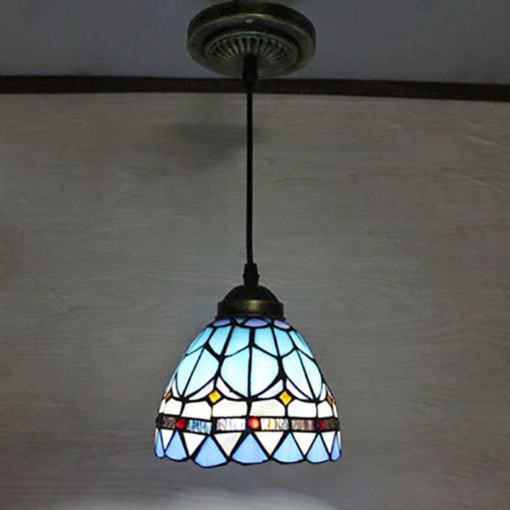 Lámpara colgante de vidrio teñido de hierro estilo Tiffany tradicional con un foco para sala de estar 