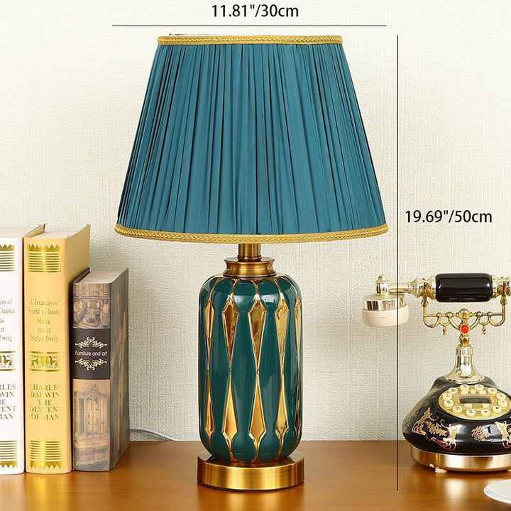 Moderne Luxus-Trapezvase Basis Keramik Stoff 1-Licht Tischlampe für Schlafzimmer 