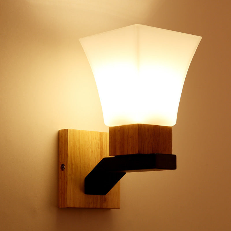 Nordic Modern Minimalist Quadrangular Solid Wood Iron Glass 1-Licht Wandleuchte 
