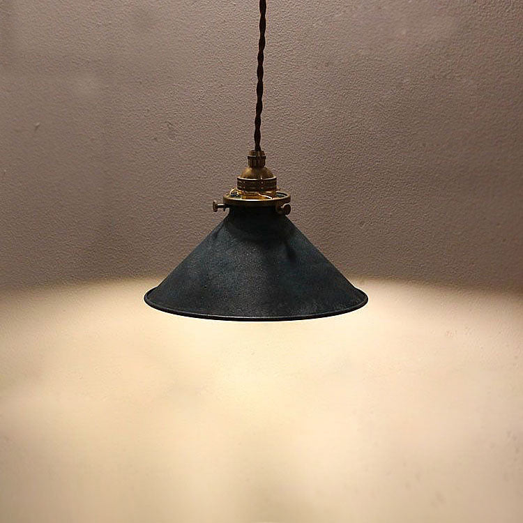 Zeitgenössische industrielle kegelförmige Pendelleuchte aus Eisenkupfer mit 1 Licht für Wohnzimmer 