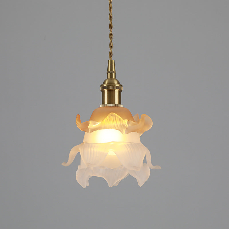 Lámpara colgante de 1 luz de vidrio de latón en forma de flor minimalista moderna para dormitorio 