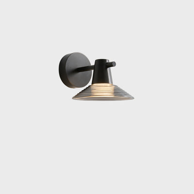 Zeitgenössische nordische Vollkupfer Acryl konische LED Wandleuchte Lampe für Wohnzimmer 
