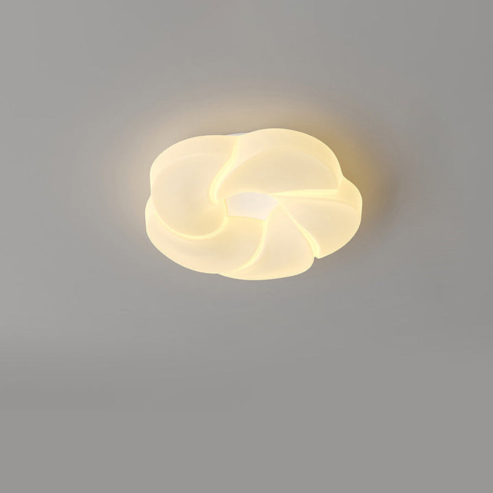 Moderne unbedeutende Deckenleuchte aus PE-Plätzchen-Wolken-Form-Eisen-LED für Schlafzimmer 