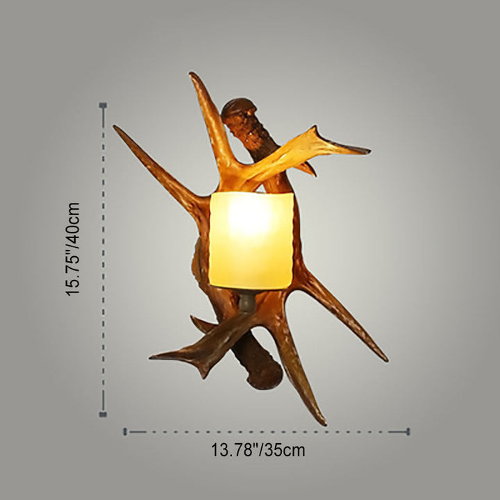 Aplique de pared de 1 luz con pantalla de vidrio de imitación de asta de resina creativa contemporánea para sala de estar 
