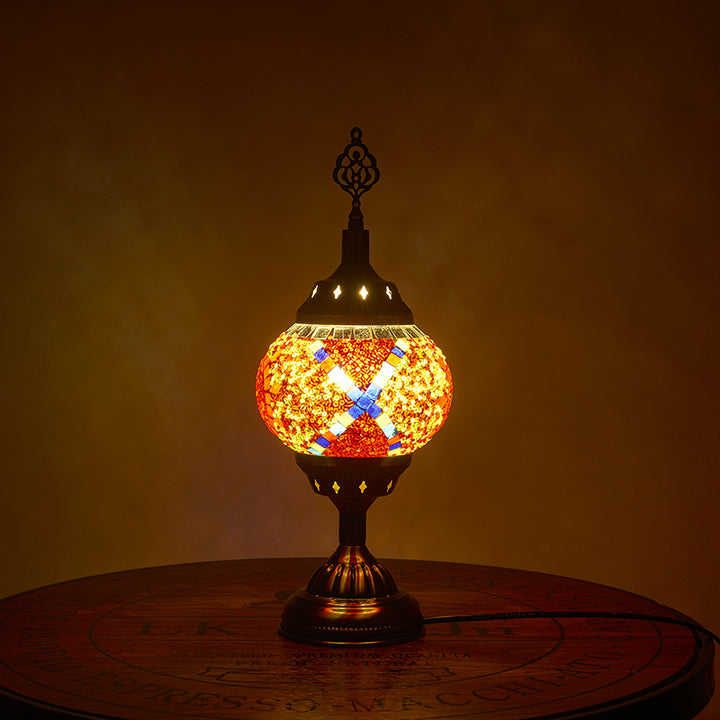 Traditionelle romantische ovale 1-flammige Tischlampe aus Eisen im Tiffany-Stil für Schlafzimmer 