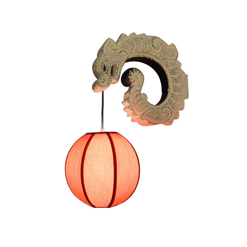 Abat-jour en tissu classique chinois traditionnel avec lanterne, design de dragon volant sculpté en résine, applique murale à 1 lumière pour salon 